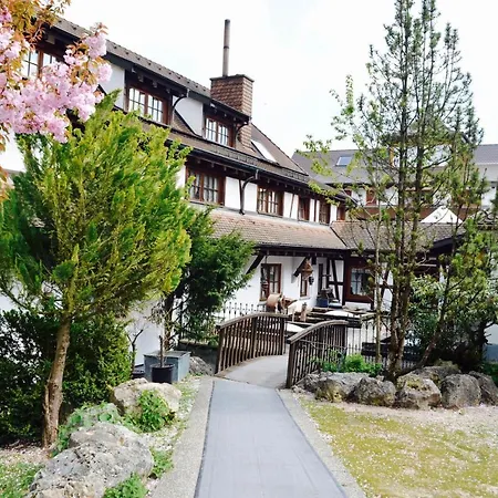 Ξενοδοχείο Erlebnisgastronomie Lochmuhle 3*