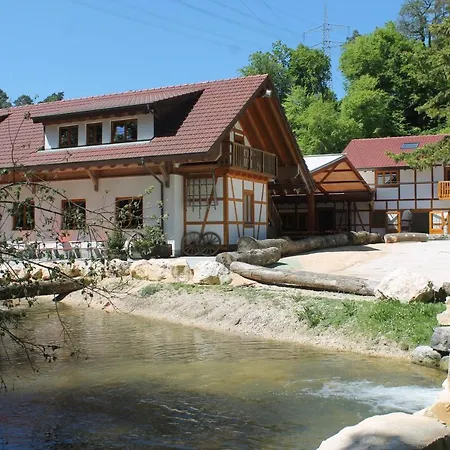 Hotel Erlebnisgastronomie Lochmuhle Eigeltingen