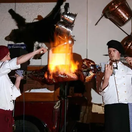 Erlebnisgastronomie Lochmuhle 3*