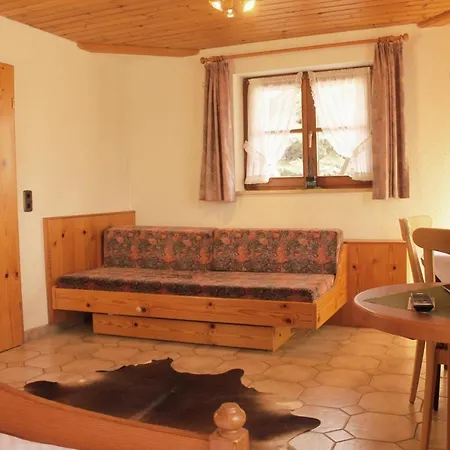 Hotel Erlebnisgastronomie Lochmuhle 3*