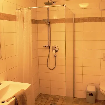 Erlebnisgastronomie Lochmuhle 3*