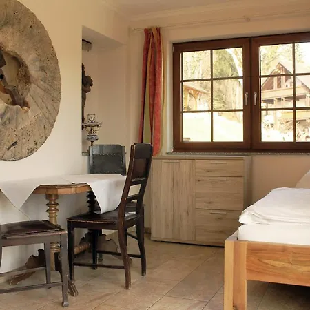 Erlebnisgastronomie Lochmuhle 3* Eigeltingen