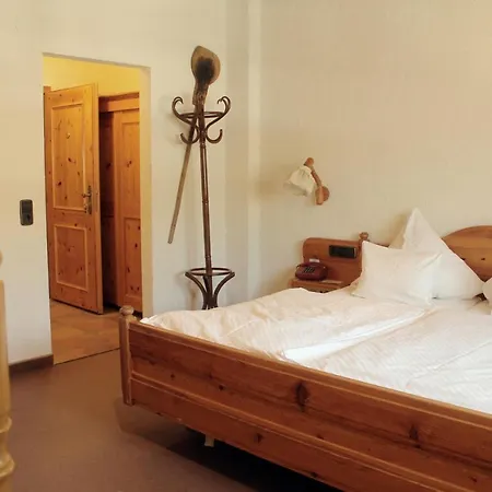 Erlebnisgastronomie Lochmuhle 3*