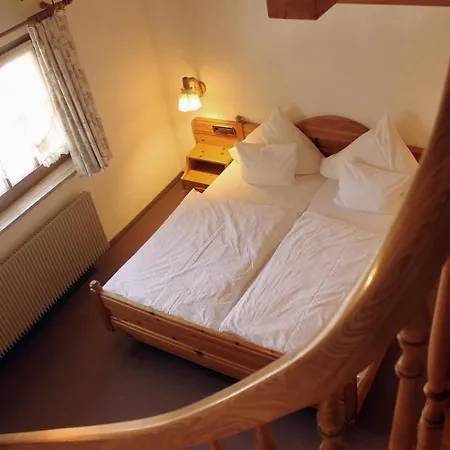 Erlebnisgastronomie Lochmuhle Hotel 3*