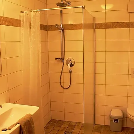 Erlebnisgastronomie Lochmuhle Hotel 3*