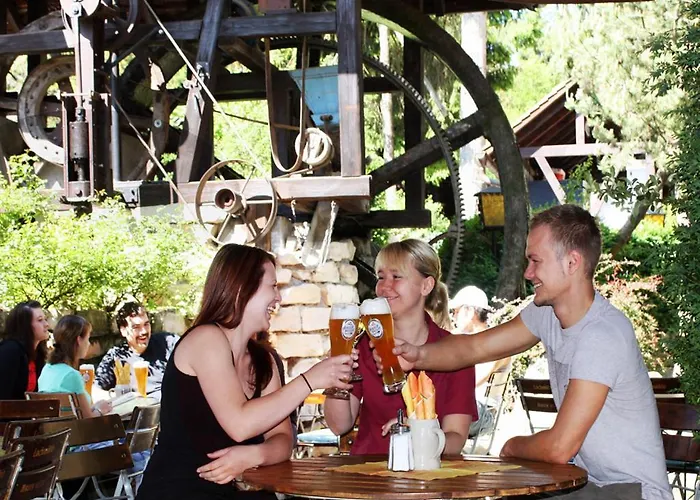 Erlebnisgastronomie Lochmuhle 3*