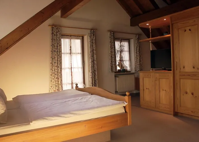 Erlebnisgastronomie Lochmuhle Eigeltingen