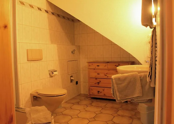 Erlebnisgastronomie Lochmuhle فندق Eigeltingen