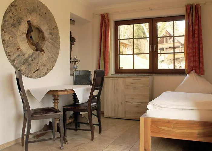 Erlebnisgastronomie Lochmuhle 3* Eigeltingen